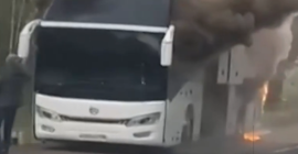 Автобус «Усть-Кут – Иркутск» загорелся во время движения 